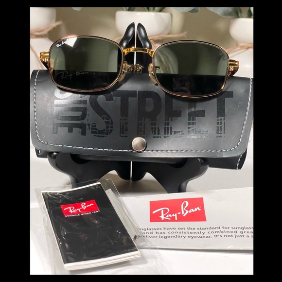 Ray-Ban Accessories - Ray-Bans